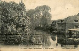 Landerneau * Les Halles Sur Les Bords De L'elorn * Lavoir - Landerneau