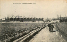Caen * Les Tribunes Du Champ De Courses * Hippodrome Course Hippisme * Cachet Militaire Infanterie Coloniale Au Dos - Caen