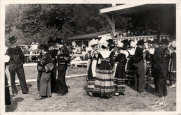 Quimperlé * Une Fête Bretonne * Fête Locale Coiffe Folklore - Quimperlé