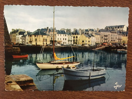 BELLE ILE EN MER BATEAUX DEVANT LE PORT DU PALAIS - Palais