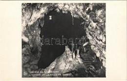 ** T1 Grotte De Rochefort, L'Entrée De La Salle De Sabbat / Stalactite Cave, Entrance, Interior, From Postcard Booklet,  - Sin Clasificación
