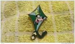 Pin's Disney DLR Cast Longe Série 3 - Kite (Goofy) - Disney