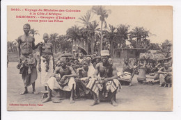 CP DAHOMEY Voyage Du Ministre Des Colonies Groupes D'indigénes Venus Pour Les Fêtes - Dahomey