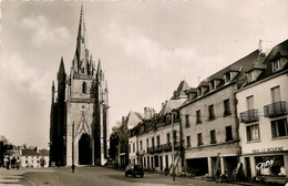 Hennebont * Place Maréchal Foch * Commerce Paul LE NOUENE * Magasins - Hennebont