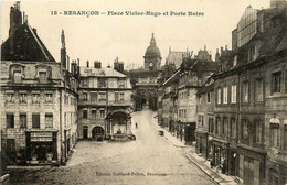 Besançon * Place Victor Hugo Et Porte Noire * Pharmacie * Commerce Magasin " Les économiques " - Besancon
