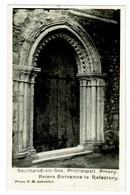 Ref 1399  - Real Photo Postcard - Refectory Entrance - Prittlewell Priory Southend-on-Sea - Southend, Westcliff & Leigh