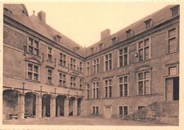 CPM - Château De LAVAUX-Ste-ANNE Après La Restauration En 1939 - Cour Intérieure. - Rochefort