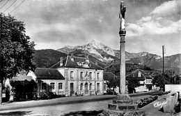 Marignac * Place De La Mairie Et Les écoles * Groupe Scolaire - Autres & Non Classés