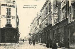 Dourdan * Rue De Chartres * E. RENAULT Chaussures * Horlogerie Bijouterie DUVOIR - Dourdan