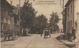 VENISSIEUX - RHONE -  AVENUE DE LA REPUBLIQUE -CARTE SEPIA 1929 - Vénissieux