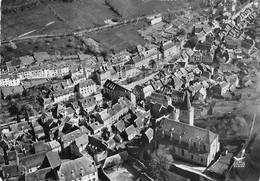 Chaudesaigues         15         Vue Aérienne Du Centre Ville        (Voir Scan) - Altri & Non Classificati