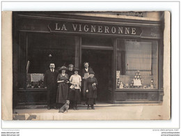 CPA Carte Photo à Situer Devanture D'epicerie Vins La Vigneronne - Altri & Non Classificati