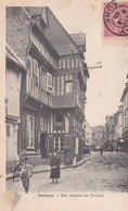 BERNAY (27)  Rue Auguste Le Prévost (animée) - Bernay