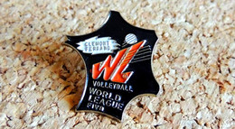 Pin's VOLLEY BALL - World League FIVB Clermont-Ferrand - Peint Cloisonné - Fabricant Inconnu - Volleyball