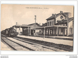 CPA 51 Fere Champenoise La Gare Et Le Train - Fère-Champenoise