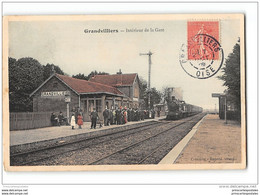 CPA 60 Grandvilliers La Gare Et Le Train - Grandvilliers