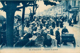 Audierne * Le Marché Au Poisson * Foire * Marchande Coiffe * Garage Du Cap - Audierne