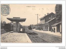 CPA 76 Aumale La Gare Et Le Train - Aumale