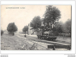 CPA 77 La Ferté Gaucher La Gare Et Le Train - La Ferte Gaucher