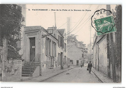 CPA 92 Vaucresson Rue De La Folie Et Le Bureau De Poste - Vaucresson