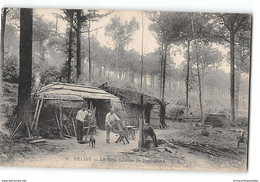 CPA 78 Velisy Le Bois Cabane De Bucherons - Velizy