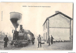 CPA 53 Ernée La Gare Et Le Train Tramway - Ernee