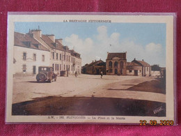 CPSM - Pluvigner - La Place Et La Mairie - Pluvigner