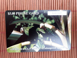 Nice Phonecard Bahamas Chip Birds  Used  Rare - Bahamas