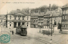 Sedan * L'hôtel De Ville Et La Place Turenne * Tramway Tram - Sedan