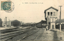 Dijon * Gare De Dijon Ville * Ligne Chemin De Fer De Côte D'or * Wagons - Dijon