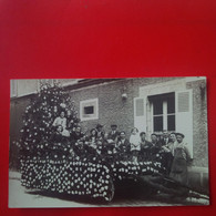 CARTE PHOTO CHATEAUDUN CAVALCADE 1931 CHAR A FLEUR - Chateaudun