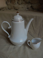 Ancien - Cafetière Et Pot à Lait Blanc Liseré Doré Bavaria - Teapots