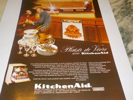 ANCIENNE PUBLICITE PLAISIR DE VIVRE AVEC KITCHENAID 1972 - Altri Apparecchi