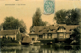 Montbazon * Les Avrains * Lavoir ? * Cpa Toilée Colorisée - Montbazon