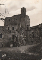 CLISSON. - Intérieur Du Château - Donjon Primitif. CPM Dentelée Rare - Clisson