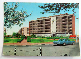 Delcampe - Carte Postale : KUWAIT : Ministry Of Guidance And Information, Car, In 1972 - Kuwait
