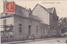 BUSSIERE POITEVINE La Mairie - Bussiere Poitevine
