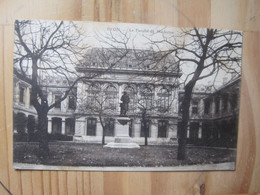 Lyon - La Faculte De Medecine - Lyon 8