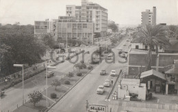 Ghana - Accra - Kwame Nkrumah Avenue - Mobil Advertise - Old Time Car - Ghana - Gold Coast