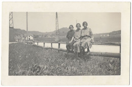 GAIS: 3 Dorfschönheiten Posieren Ausserhalb Dorf, Foto-Unikat ~1930 - Gais