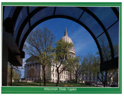 (Q 5) USA - Madison State Capitol - Madison