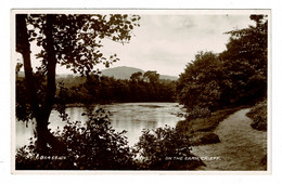 Ref 1404 - Real Photo Postcard - On The Earn Crieff - Perthshire Scotland - Perthshire