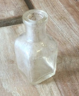 Ancienne Petite Bouteille En Verre - Tinteros