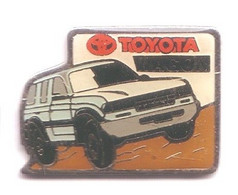 V250 Pin's TOYOTA 4x4 WAGON Achat Immédiat - Toyota