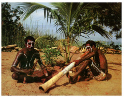 (Q 15) Australia - NT - Darwin  (aboriginal Men Playing Digeridoo) - Aborigenes