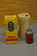 Philips Buis-röhre-tube EF50 Miniwatt Pentode 9-pin Loctal - Tubos
