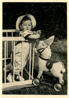 Jeux & Jouets * Jeu D'enfant * âne Ou Cheval à Roulettes * Jouets * Peluche * Photo Ancienne - Games & Toys