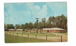 FEYETTEVILLE, North Carolina, USA, Town And Country Motel, Old Chrome Post Card - Fayetteville