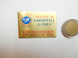 Belle Plaque ( No Pin's ) Jeux Goodwill Games , Seattle 90 - Jeux