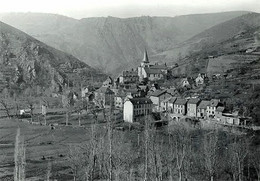 12_Aveyron_Grand_Vabre_Vue_vers_la_Vallée_du_Lot - Vabres